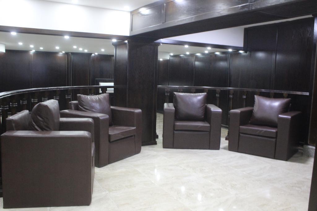 Peace Way Hotel Petra Экстерьер фото